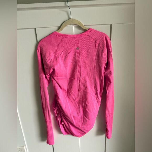 Lululemon Scoop Neck Swiftly Ruched - Picture 3 of 8